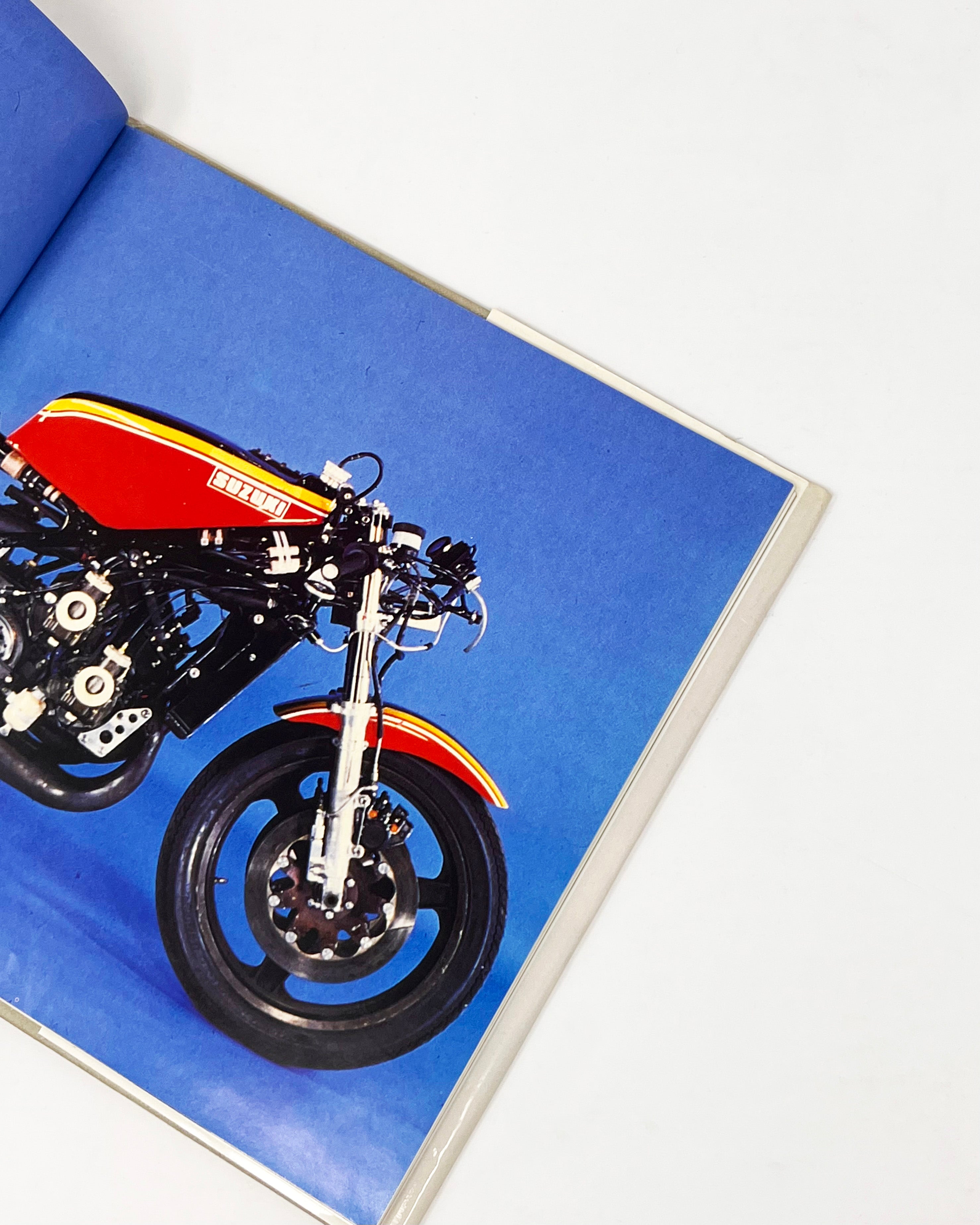 Suzuki by Geoff Aspel | BOOK/SHOP